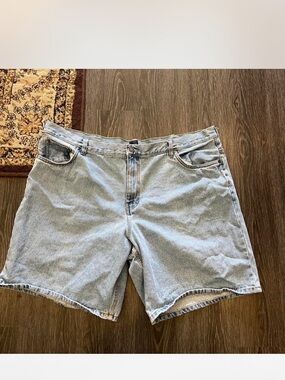 Basic Editions Light Blue Denim Shorts